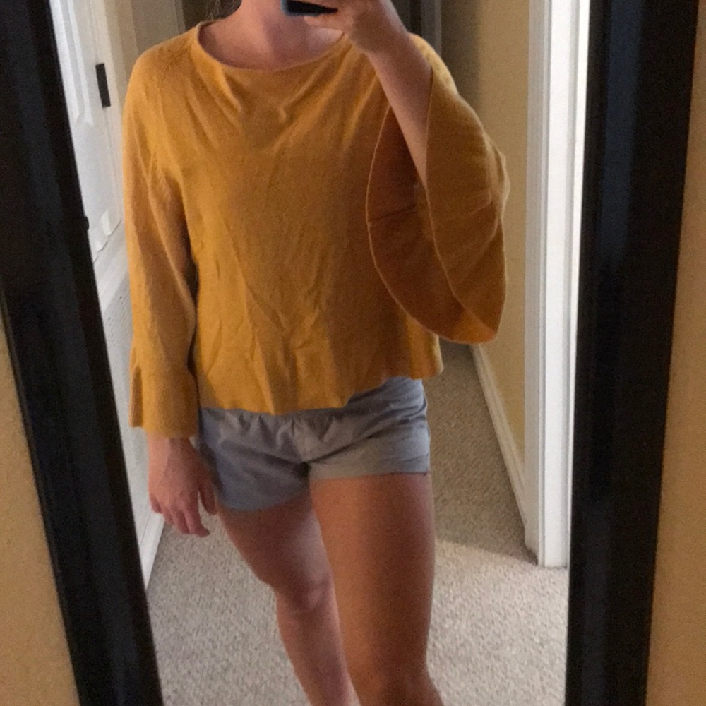 THML Sweater